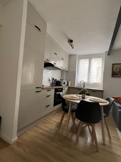 Proche De Paris, Parking Prive Appartement Le Kremlin-Bicêtre Buitenkant foto