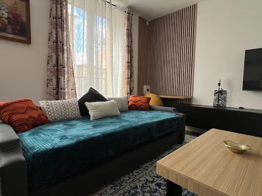 Proche De Paris, Parking Prive Appartement Le Kremlin-Bicêtre Buitenkant foto